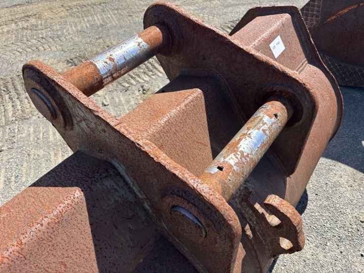 hitachi-ex270-lc-5-image-9