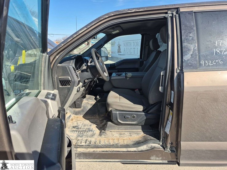 2017-ford-6.5-ft-image-11