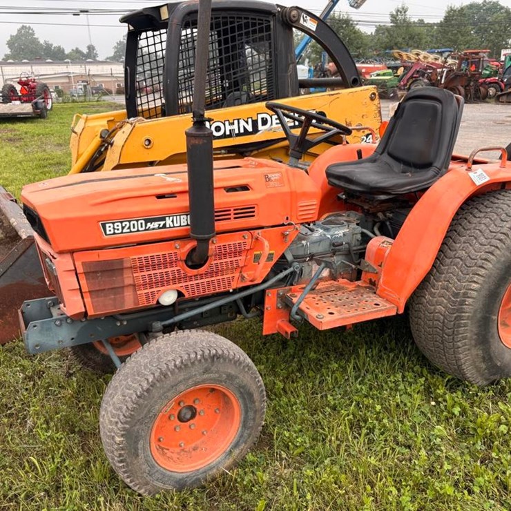 KUBOTA B9200