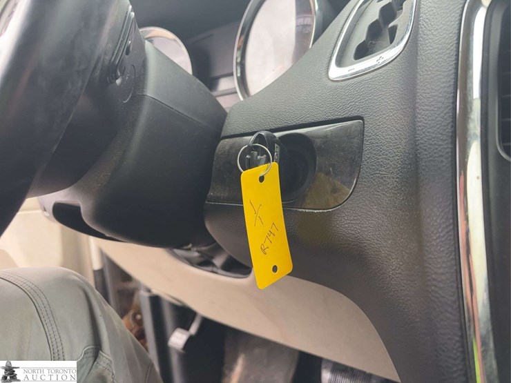 2011-dodge-grand-caravan-se-image-13