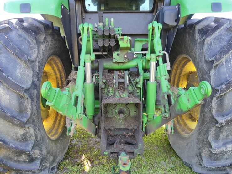 john-deere-6105e-image-5