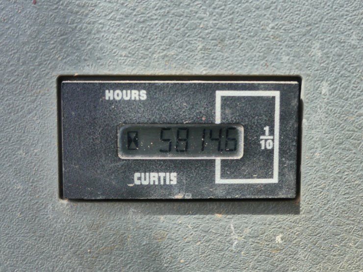 2011-bobcat-e80-image-16