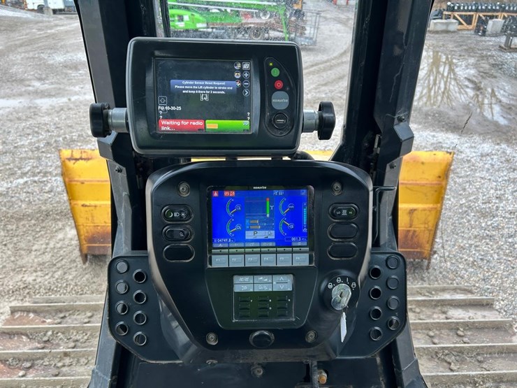 2017-komatsu-d51pxi-24-image-24