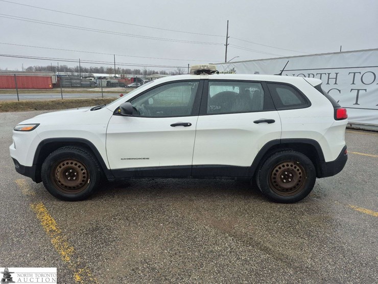 2016-jeep-cherokee-image-8