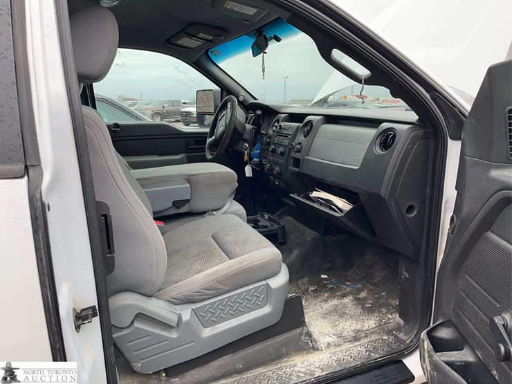 2014-ford-f150-image-16