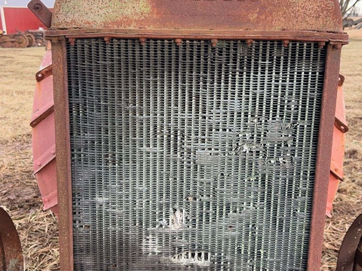 fordson-parts-tractor-image-9