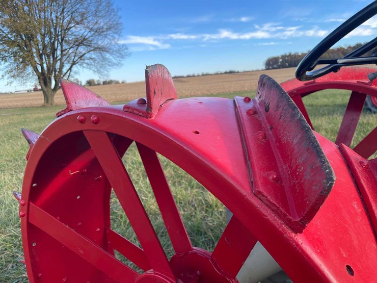 1918-fordson-tractor-image-41