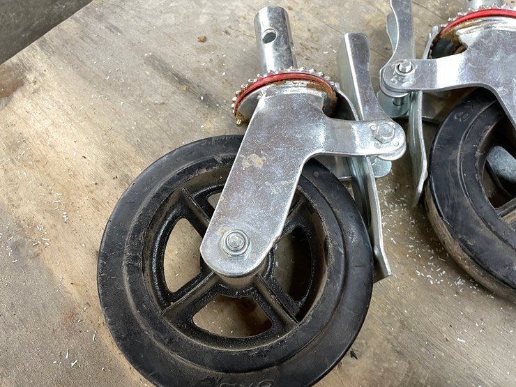 #3945-•-(4)-8"-cbw-caster-wheels-image-7