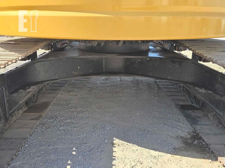 2019-caterpillar-325flcr-image-27