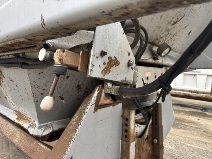 1992-king-load-image-12