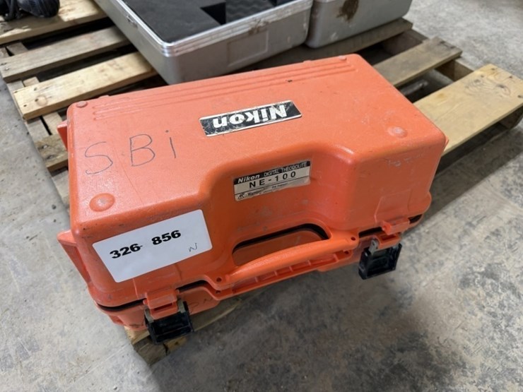 nikon-ne-100-digital-theodolite-image-8