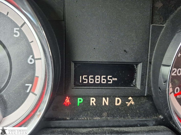 2017-dodge-grand-caravan-sxt-image-19