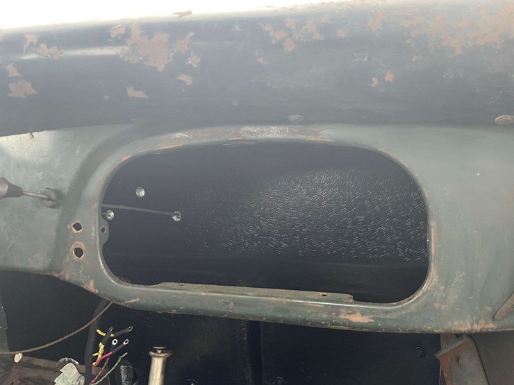 1935-ford-wrecker-image-69