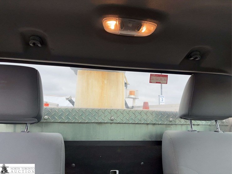 2012-ford-f550-image-40