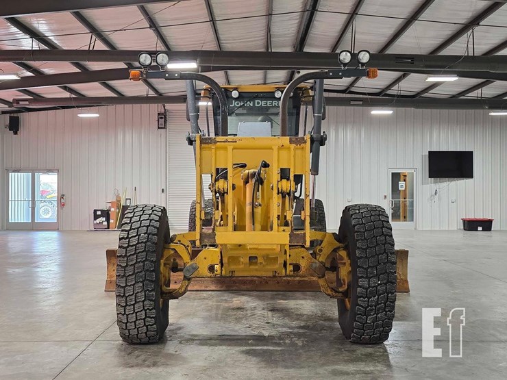 2009-deere-770g-image-7