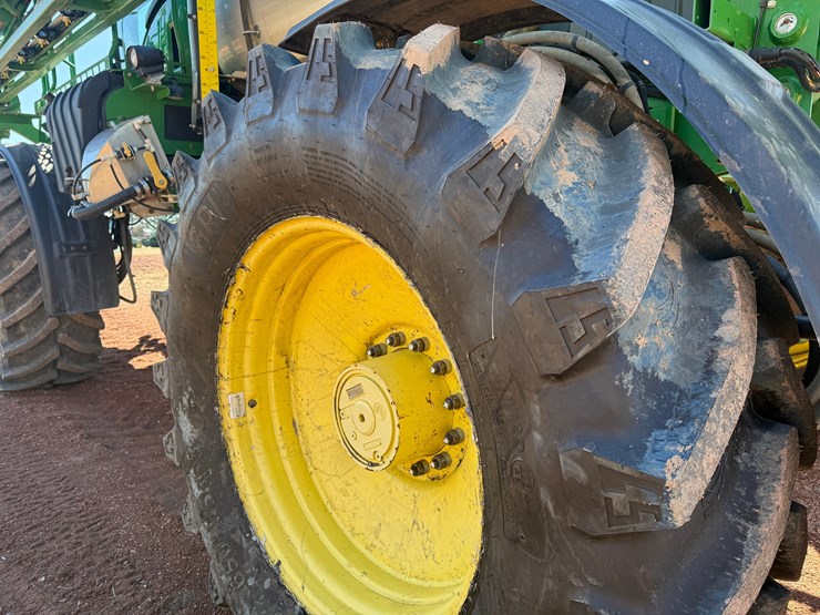 2015-john-deere-r4038-image-57