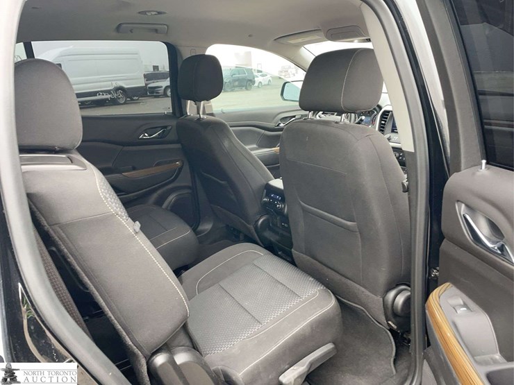 2021-gmc-acadia-image-19