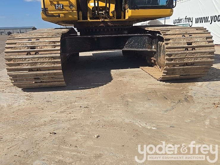 2019-caterpillar-336-image-19