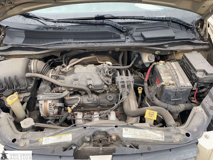 2010-dodge-grand-caravan-se-image-13