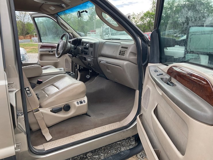 2003-ford-f250-image-12