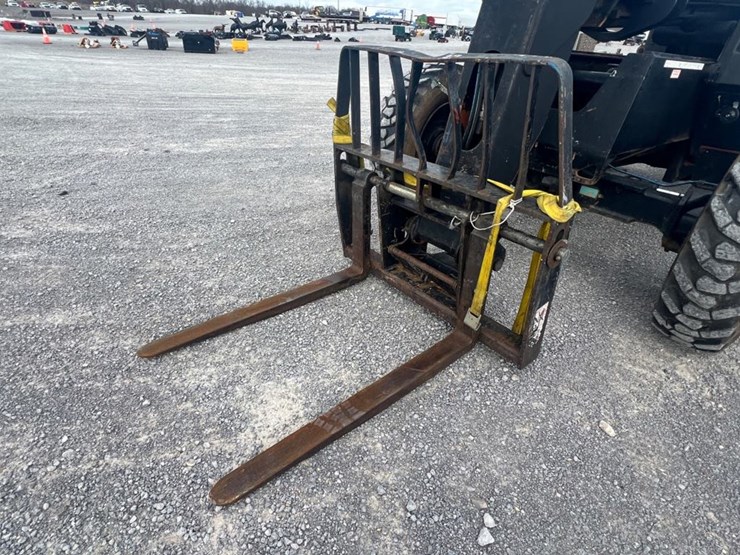 lull-644b-42-image-24