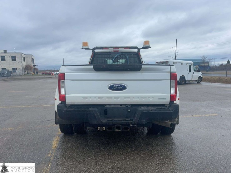 2017-ford-f350-image-6