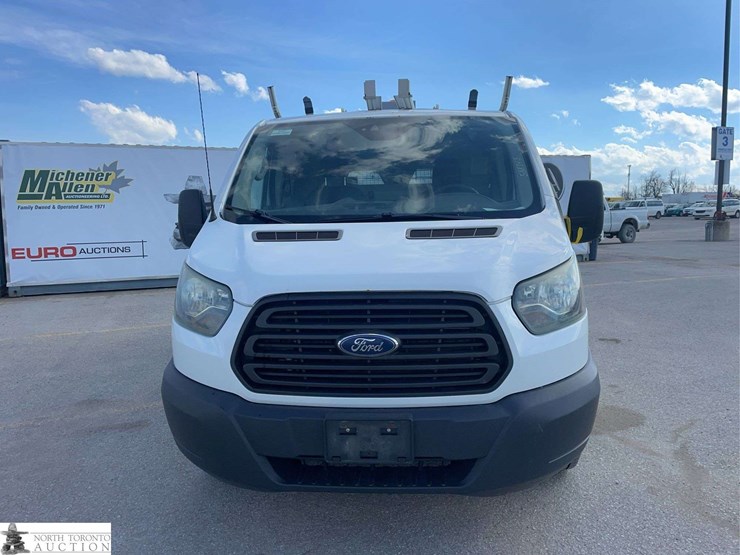 2016-ford-transit-image-2