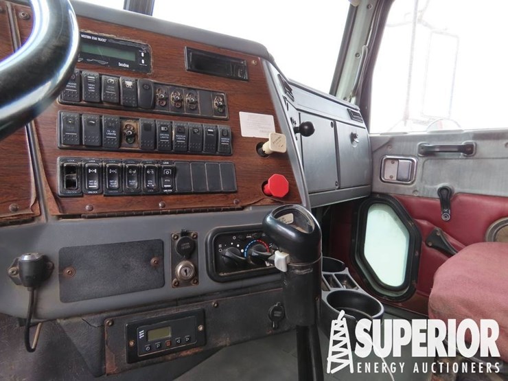 2011-western-star-4900-image-8