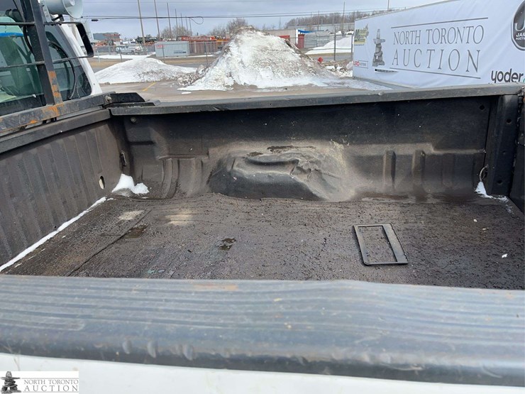 2014-ford-f350-image-18