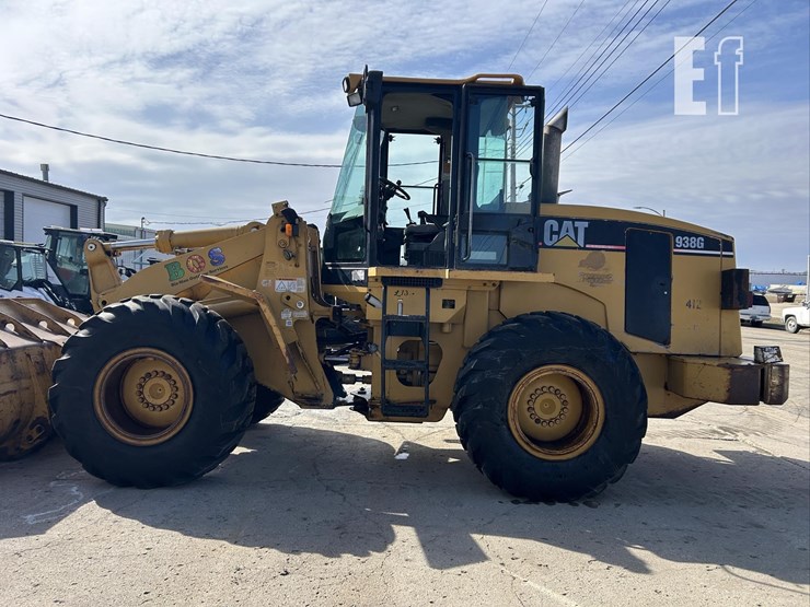 2000-caterpillar-938g-image-6