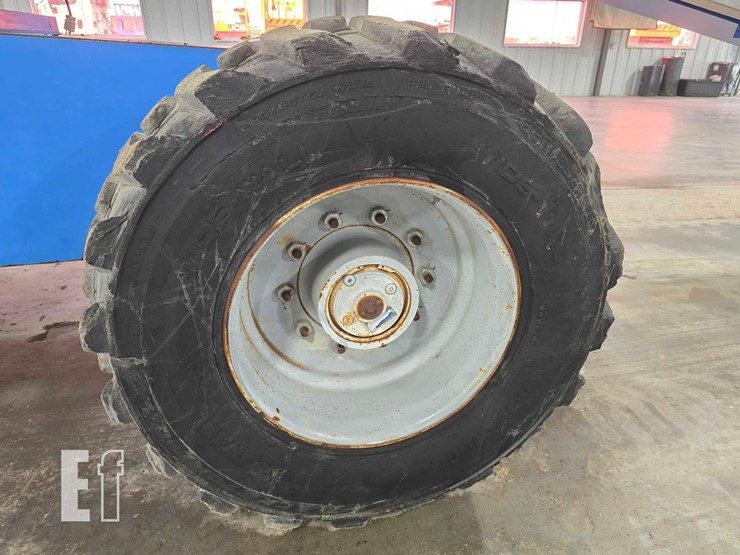 2008-genie-s80-image-23