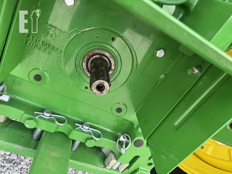 2024-john-deere-6155m-image-12