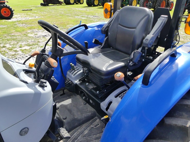 2022-new-holland-boomer-45-image-9