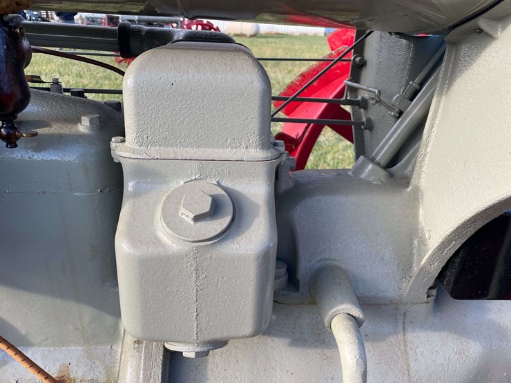 1918-fordson-tractor-image-64