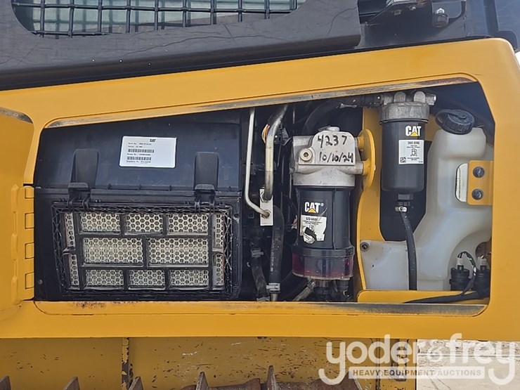 2021-caterpillar-d1-image-35