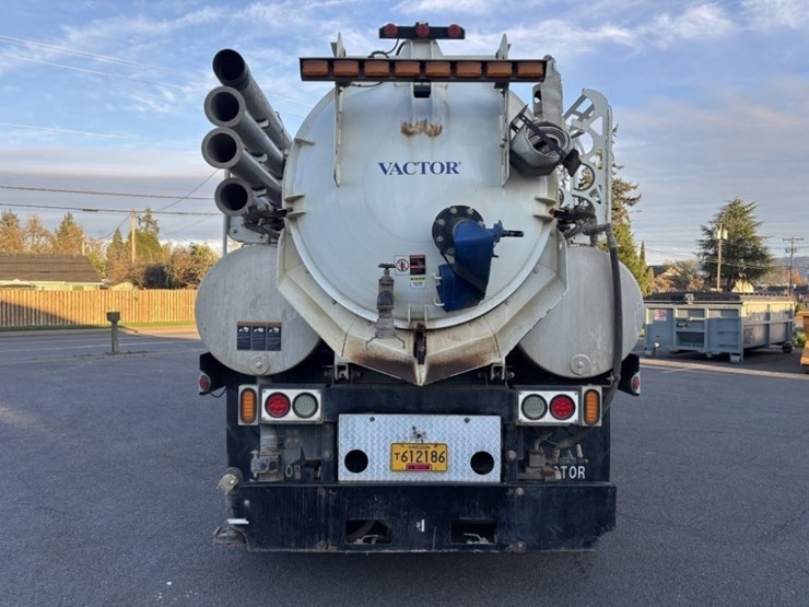 2009-vactor-2100-image-3