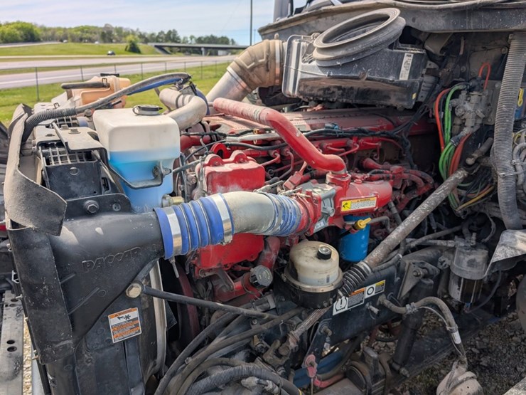 2017-kenworth-t880-image-5