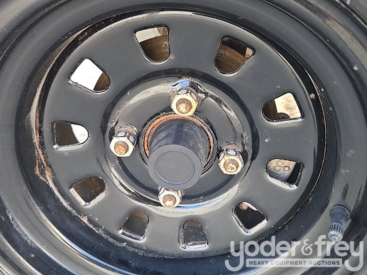 2020-club-car-carryall-1700-image-18