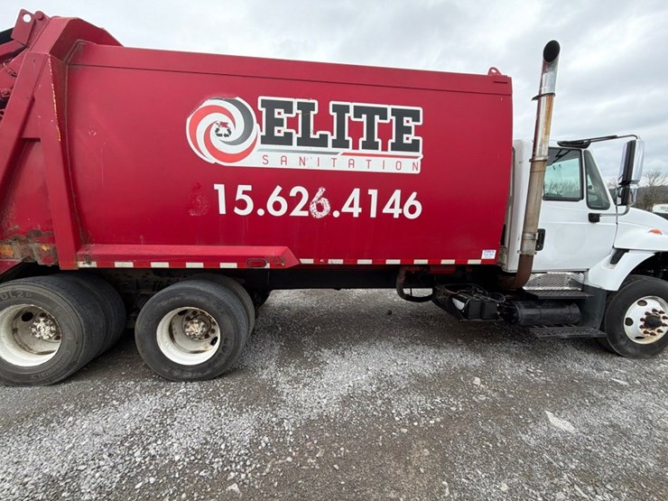 2004-international-7400-image-15