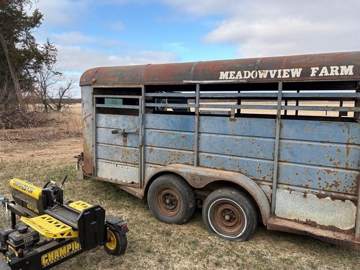 tandem-axle-13'-cattle-trailer-image-7