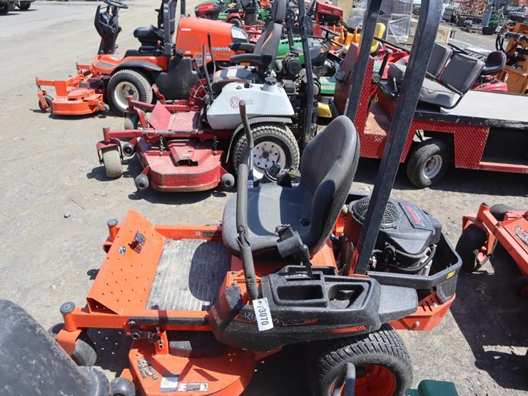 kubota-z231-zero-turn-mower-hours-showing:-35,-42in-cut-image-5