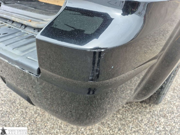 2010-ford-escape-image-31