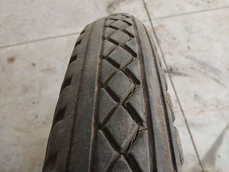 (4)-4.40/4.50-21-tires-image-13
