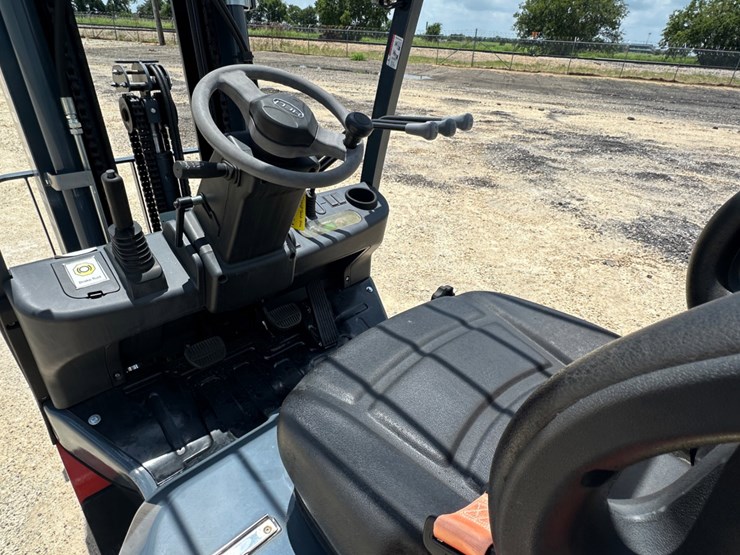 heli-5k-forklift-image-9