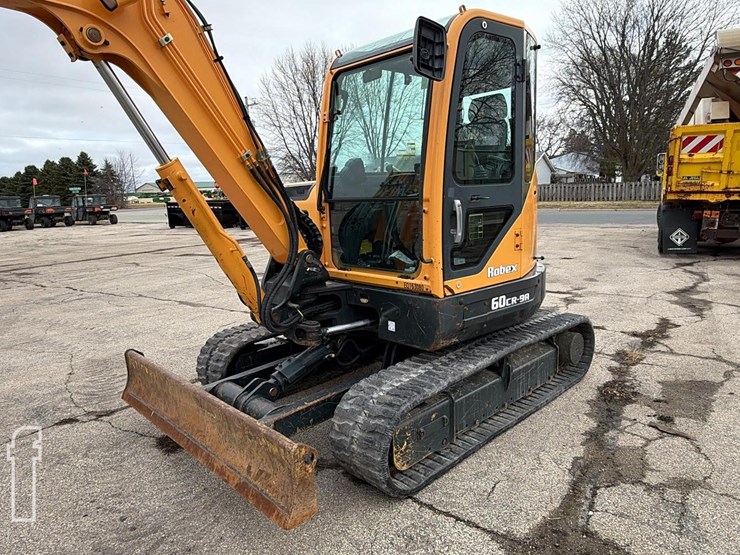 2017-hyundai-robex-60cr-9a-image-2