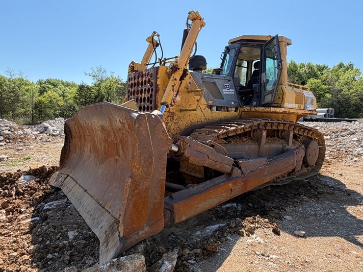 2003-komatsu-d155ax-5-image-19