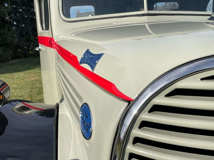 1939-ford-truckstell-sleeper-cab-semi-image-12