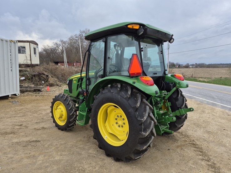 john-deere-5075e-image-2