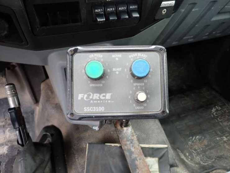 2017-ford-f750-image-18