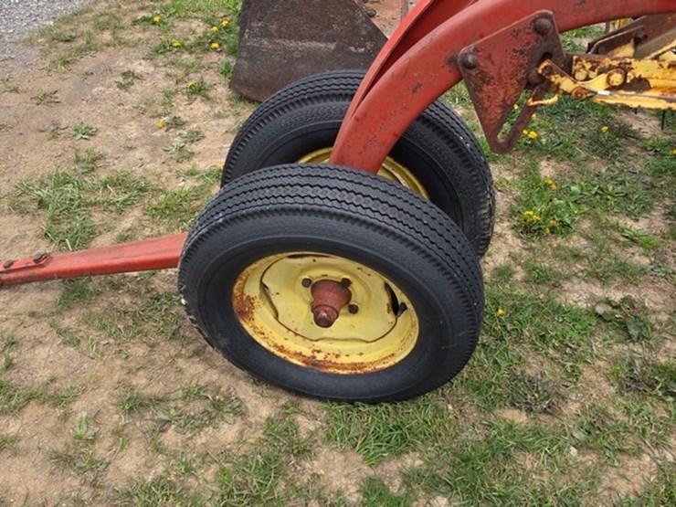 new-holland-258-image-6